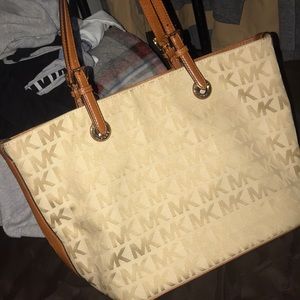 Michael kors bag